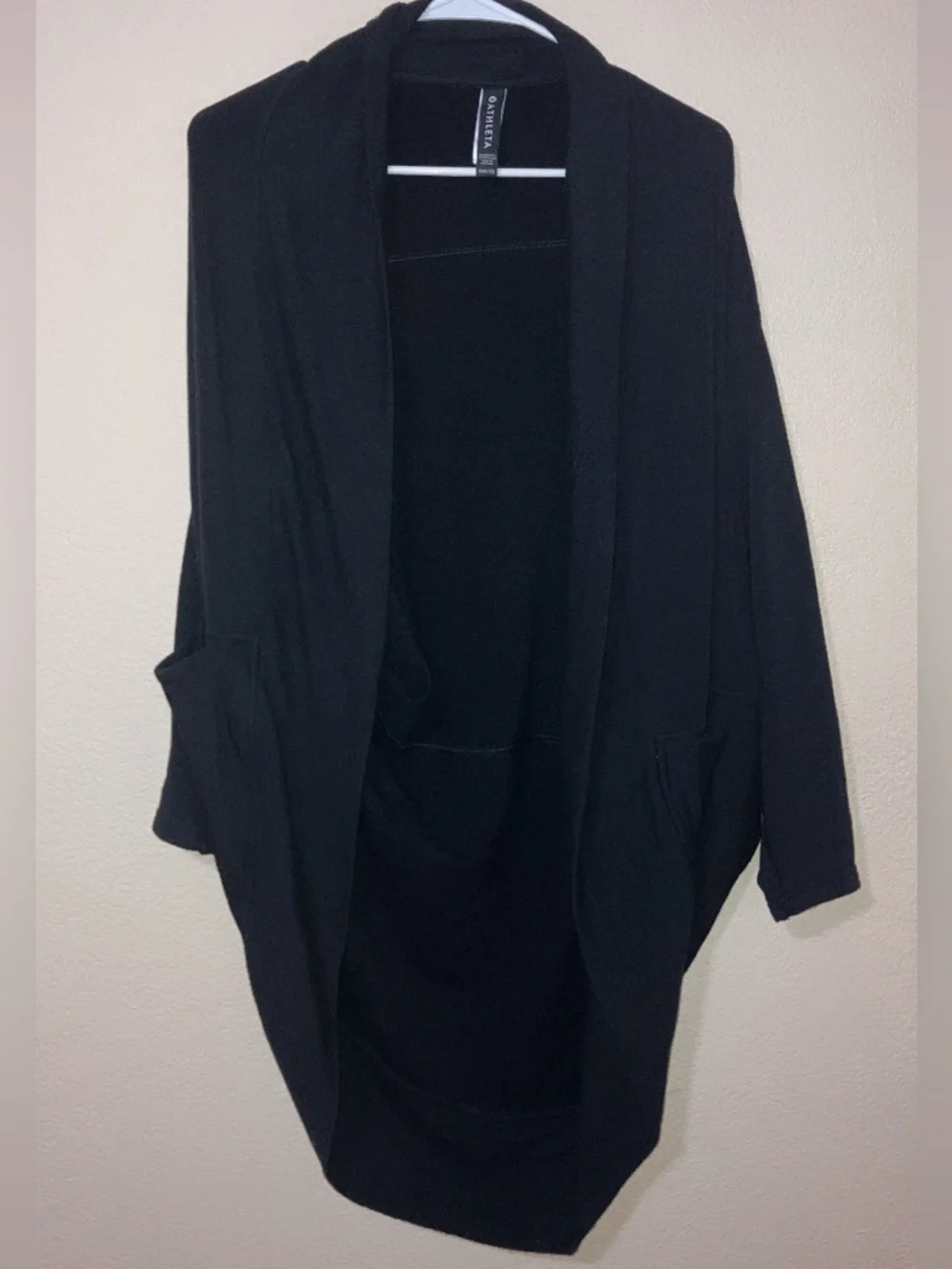 Athleta Black Ethereal Cocoon Wrap - Picture 4 of 5